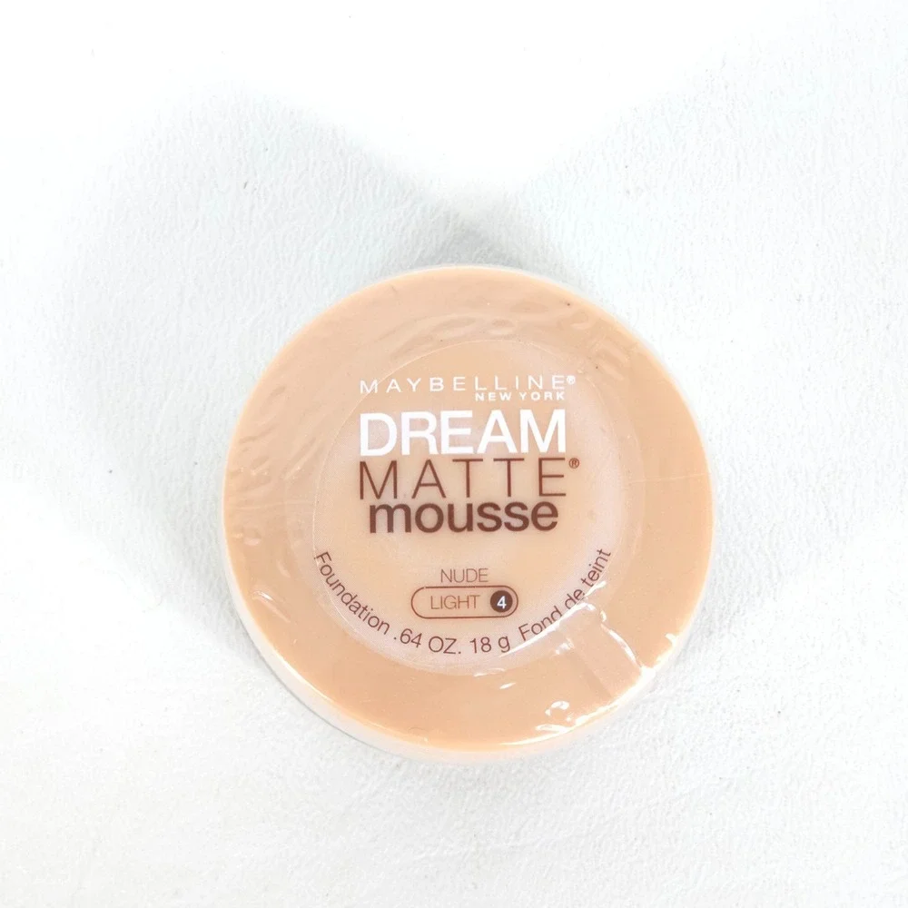 Maybelline Dream Matte Mousse Foundation Nude Light 4 New Sealed Deadstock .64oz